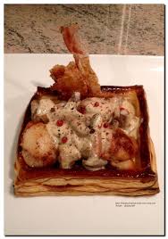 Feuilletes De Saint Jacques Aux Giroles Avec Images Feuillete Saint Jacques Plats Faits Maison
