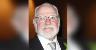 Amanda Crissman's Instagram, Twitter & Facebook