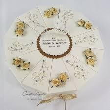 Der hochzeitstag ist der jahrestag der hochzeit, das hochzeitsjubiläum. Schachteltorte Goldene Hochzeit Geldgeschenkidee Im Vintagestil Creativanita