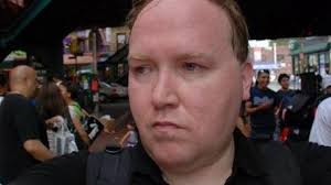 Kim Simonsen við nýggjum yrkingarsavni