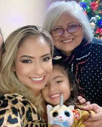 Mayra Henriquez Beauty