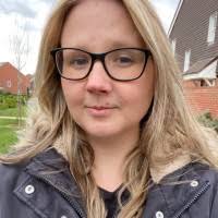 20+ "Vicky Cousins" profiles