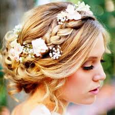 There are plenty of wedding hairstyles for short hair. 11 Awesome And Cute Wedding Hairstyles For Short Hair Awesome 11