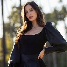 En noviembre de 2019, cuando terminó el romance, el reguetonero prefirió no hablar de su relación con barulich ni de las razones del rompimiento, por lo que simplemente dijo. Maluma Natalia Barulich Le Responde Sobre Neymar Show News