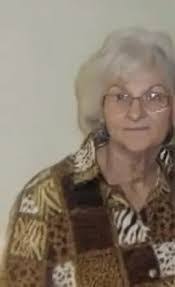 Martha Hamlin's Instagram, Twitter & Facebook