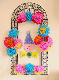 Purim Decorations Crepe Paper Flowers Clowns Galore Jewish Moms Purim Paper Flowers