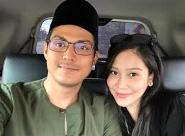 Hensam hensam adik farah nabilah. Farah Nabilah Nak Slowdown Berlakon Selepas Dapat Anak Mula Buat Bisnes Sebagai Seorang Isteri Tanggungjawab Banyak Dekat Rumah Hiburan Mstar