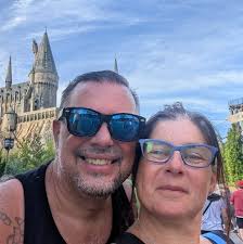 ✨ looking for recommendations ✨ Just looking for a building company that  could quote for a couple of stud walls to be installed to create a hallway  entrance. Happy to have a