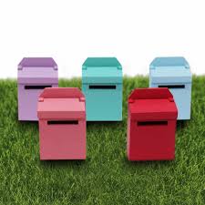 Need to translate kotak surat from indonesian? Miniatur Furnitur Kayu Berwarna Warni Di Luar Kotak Pos Kotak Surat Untuk 1 12 Rumah Boneka Furniture Mainan Aliexpress