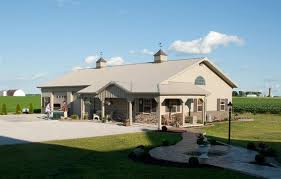 The cost to build a pole barn house runs $15,000 to $35,000 on average with most spending $10 to $30 per square foot. Incredible Pole Barn Homes Gallery Smartbuild Systems