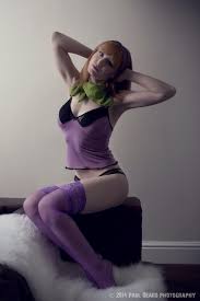 Daphne Blake Cosplayer: Charlette Kilby Photographer: Paul Beard –  @moaningnerd on Tumblr