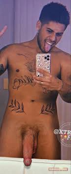 Fake Nudes do cantor Zé Felipe Pelado – ❌ Famosos Nus ❌