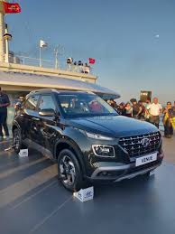 It is currently hyundai's smallest crossover. Hyundai Venue Official List Of Features Specifications Images And Details