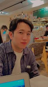 -9.10月快樂ㄉ碎片💓, 與朋友們見面吃美食喝酒, 分享彼此近況～, 參加朋友的生日趴 婚禮 抓周, 經歷無印和新光週年慶😵‍💫,  最後有小彩蛋✨, 被誰驚嚇的臉和路人扮的鬼是…（懂的人就懂, 覺得自己的生活越來越充實！, 除了努力工作外也更愛自己, 讓自己過的更好🥰💕