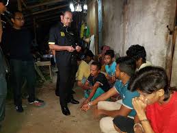 Malaysian immigration office taiping, perak, malaysia. Sebat Majikan Lindung Pati Mustafar