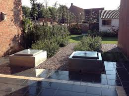 nl 2 watertafels in zink 100x100x40 led licht in de tuin eng 2 water features in zinc 100x100x40 with led light in a garden more inform terrasa