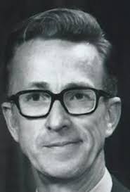 Timothy Searight's Instagram, Twitter & Facebook