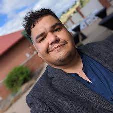 Abel Arroyo's Instagram, Twitter & Facebook