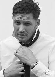 After studying acting at the drama centre london. Tom Hardy Poster Print A3 8 Hollywood Legend Hardman Actor Legend Print Picture A3 Amazon De Alle Produkte