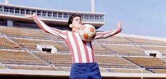 Conocido por darle voz a bulkhead en transformers: Chava Reyes La Maxima Leyenda De Chivas