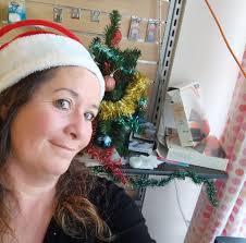 LE SAVIEZ-VOUS ? Selon vous, quelles sont les dimensions maximales  autorisées lors d'un envoi de colis ? Le développé (longueur + largeur +  hauteur) ne doit pas excéder 150 cm. Le plus