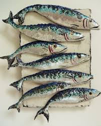Shoal Of Mackerel Ii Raku Fired With Various Oxides On A Crackle Glaze With Lustres Added For A Shimmering Effect D Fish Sculpture Ceramic Fish Clay Fish