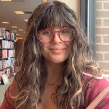 Ebony Gomez (@ebonygomez98)