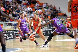 Le championnat est composée de douze équipes. Transferts Pour 2019 2020 Page 11 Basket Info