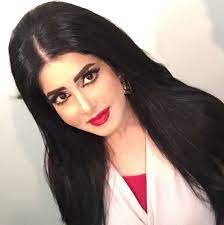kuwaiti beauty kuwaiti tv presenter najla alkandari kuwaiti women kuwaiti woman الجمال الكويتي المذيعه الكويتية نجلاء الك arab beauty beauty arabian beauty