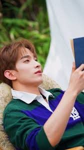 Suatu artikel yang sangat spesial, mengenai orang ganteng di sintesa. ëê²¸ Dk Seokmin Seventeen ì¸ë¸í´ Wallpaper Lockscreen Seventeen Dk Dk Seventeen Seventeen