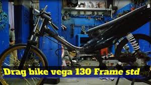 Konsep modifikasi ini dapat kamu gunakan untuk membuat yamaha vega zr menjadi motor drag yang tangguh dan berkecepatan tinggi. Proses Rangka Drag Bike Vega R 130 Frame Standar Part 1 Youtube