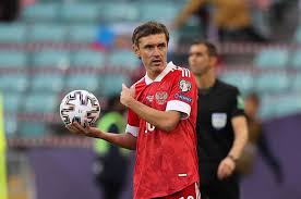 Хозяева открыли счет после подачи углового. Zhirkova Postoyanno Stavyat V Sbornoj A V Zenite Ego Ochen Beregut Smotrite Kak Silno Cherchesov I Semak Rashodyatsya Vo Vzglyadah Blyuz Blogi Sports Ru