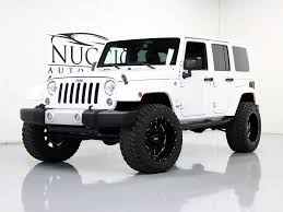 Black And White Jeep 2015 Jeep Wrangler Sahara Unlimited Jeep Wrangler Jeep Wrangler Interior Jeep Wrangler Sahara