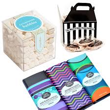 Yes, it's a great way to say, hello, we're happy your here! and the perfect little thank you for making the journey to your wedding. 10 Things To Put In Your Wedding Welcome Bags Instyle