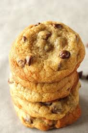 Die Besten Amerikanischen Chocolate Chip Cookies Living On Cookies Sarah Recettesdegateaux En 2020 Cookies Pepite Chocolat Gateaux Alimentaires Cookies Recette