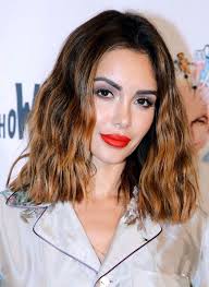 Offices are located in new york, ny, wilmington. Nabilla Benattia Couleur Cheveux Cheveux Coiffure