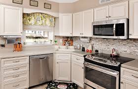 This Kitchen In Essex Md Was Refaced With Recessed Panel Doors In A Beautiful Shade Of Antique Cream The Valence Off White Kitchens Kitchen Cabinet Refacing