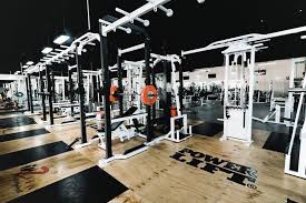 In2performance Is Most Renowned Gym In Melbourne We Also Provide Training To Elite Semi Elite And Recreational Athletes Wit Powerlifting Gym Gym Powerlifting