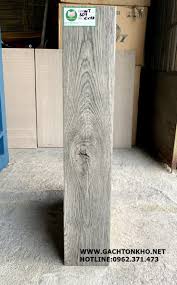 Gạch lát nền vân gỗ 15x80 màu xám đậm - Gạch Giả Gỗ 15x80