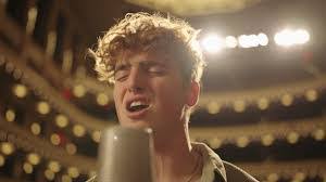 Benny Boone's Instagram, Twitter & Facebook