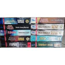 Ramlee awang murshid (lahir 4 november 1967) ialah seorang novelis dan juga penulis malaysia untuk radio televisyen malaysia (rtm) sejak 1986. Buy New Koleksi Novel Novelis Ramlee Awang Murshid Ram Seetracker Malaysia