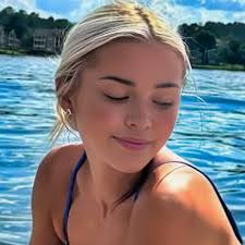 PHOTOS: Olivia Dunne Had Her Cheeks Out While Showing Off Her Toned Figure  In Two Different Bikinis While On The Lake Full story via 🔗 in comments. 👇