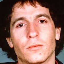 Le 205 frasi più famose di rino gaetano. Frasi Di Rino Gaetano