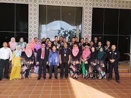 Webmail.esyariah.gov.my has one ip number. Penang Port Commission Lawatan Benchmarking 5s Ke Mahkamah Syariah Daerah Barat Daya