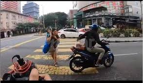 All posts tagged kes ragut di malaysia. Nampak Jelas Youtuber Tak Sengaja Rakam Kes Ragut Depan Mata Mangsa Tak Terkata Apa Orang Lain Nampak Jaket Dan Helmet Sama Viral Mstar