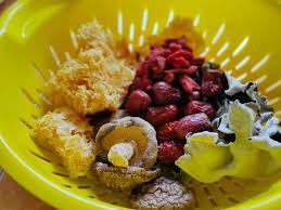 Hari tu beli dekat giant pek sup cendawan. Sup Ala Sugarbun Chicken Mushroom Soup Ardini Humaira