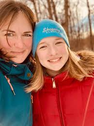 Afternoon walk with my daughter. Distance 1.09 km Pace 8:20/km 8：20 /km  Time 9m 9m6s 6s STRAVA