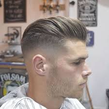 Kahlen Fade Mittellanges Haar Pomp Herrenfrisuren Haarschnitt Haarschnitt Manner