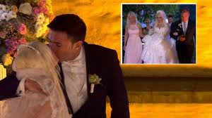 Daniela Katzenberger Hochzeit Wiederholung In Der Mediathek Rtl2 Now Daniela Katzenberger Hochzeit Live Alle Peinlichen Highlights Der Trauung Zum Nachlesen News De