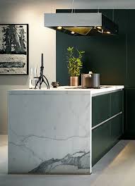 Bei der zubereitung des essens in einer offenen küche ist man nicht abgesondert vom rest der. Insel Kochinsel Kucheninsel Marmor Kuche Mit Marmor Marmorkuche Grun Skandinavisch Modern Design Desi Marmortisch Kuche Mit Insel Weisser Marmor Kuche